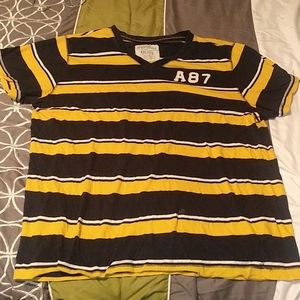 American Eagle Mens stripped t-shirt